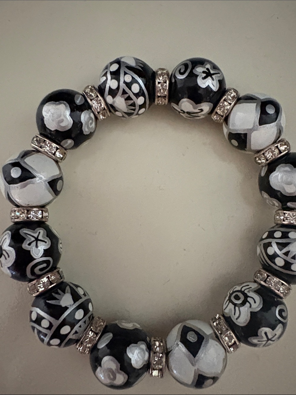 Angela Moore Black and White Floral Bead Stretch Bracelet